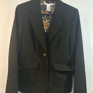CAbi Black Women's Blazer with design lining size 6 and two pockets